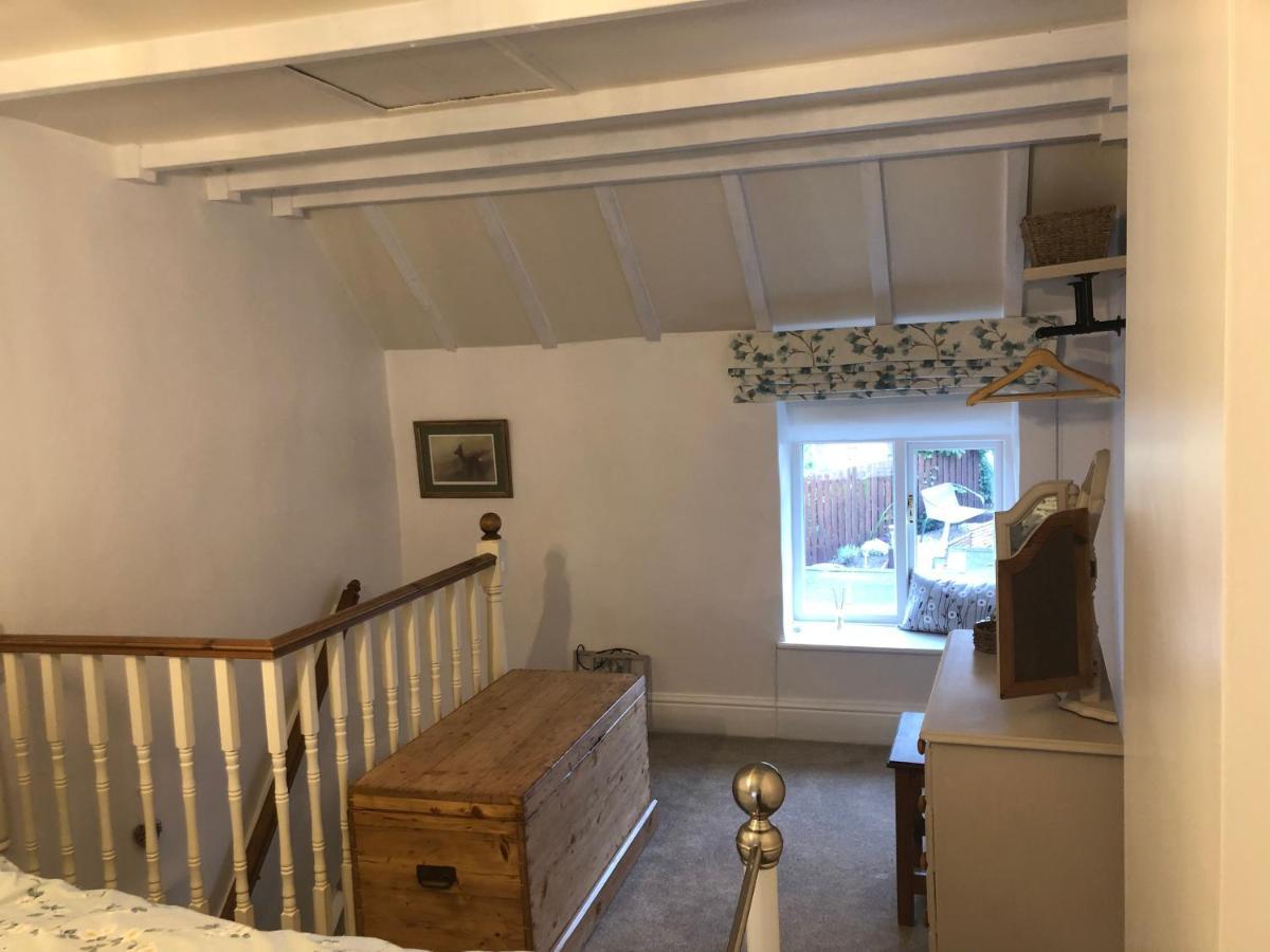 Hill Cottage, Thornton-Le-Dale 桑顿代尔 外观 照片